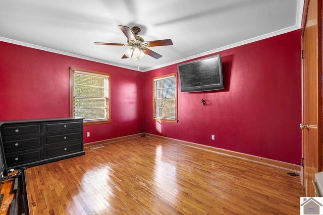 1013 Radio Rd, Almo, KY 42020