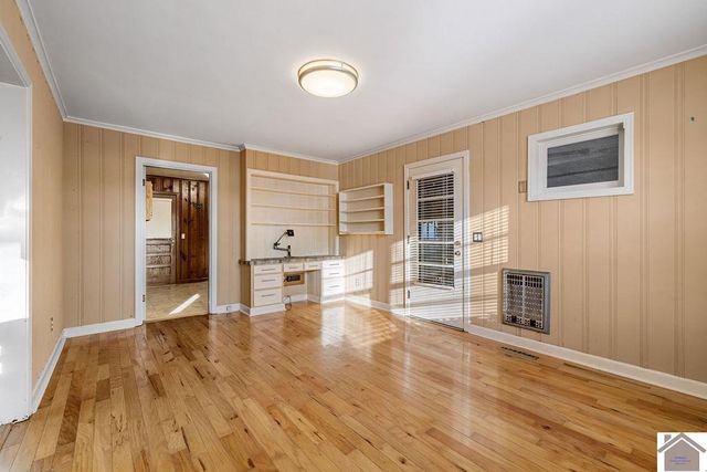 1013 Radio Rd, Almo, KY 42020