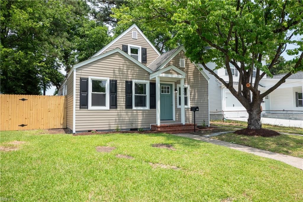 7534 Yorktown DR, Norfolk, VA 23505