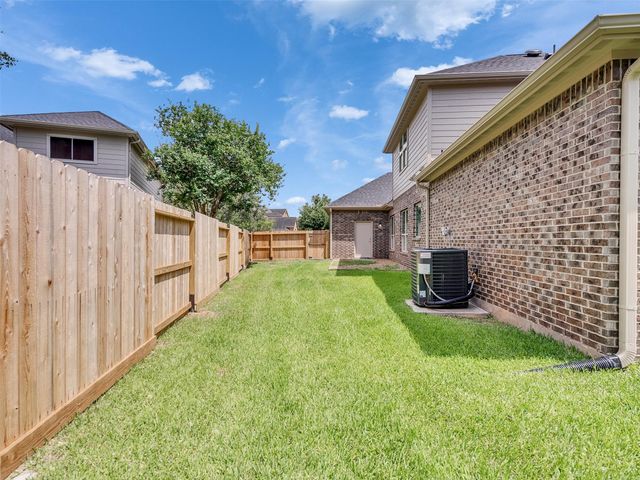 20126 Turtle Brook Lane, Richmond, TX 77407