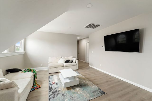 133 Cottage Street, Pawtucket, RI 02860