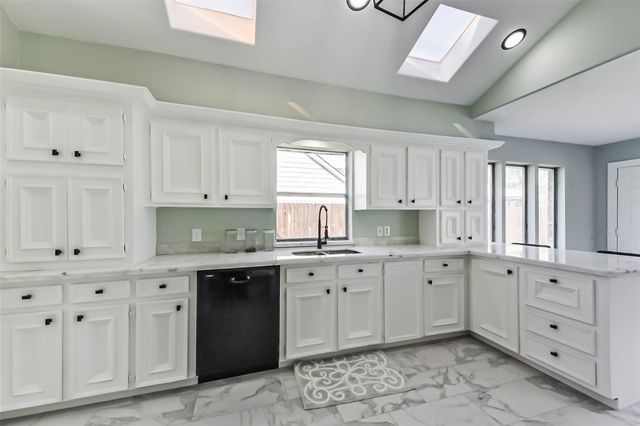 12330 San Lucia River Drive, Houston, TX 77050