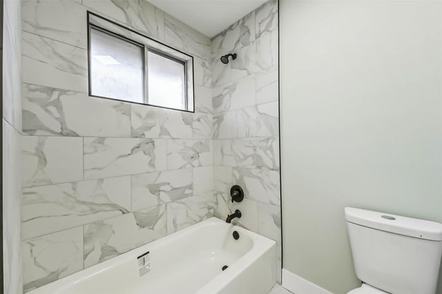 12330 San Lucia River Drive, Houston, TX 77050