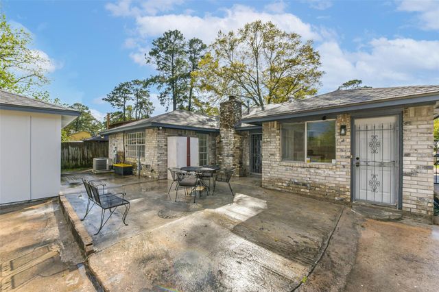 12330 San Lucia River Drive, Houston, TX 77050