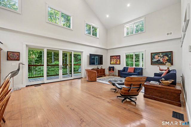 35 Hickory Hill Road, Wilton, CT 06897