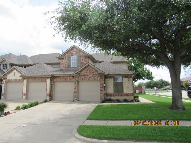 4100 Woodland Trail, Carrollton, TX 75007