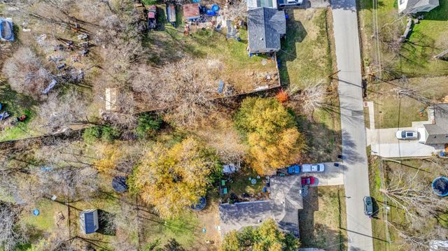 1207 Division Street, Greenville, TX 75401