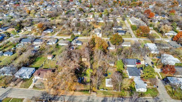 1207 Division Street, Greenville, TX 75401