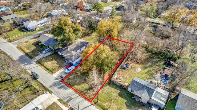 1207 Division Street, Greenville, TX 75401