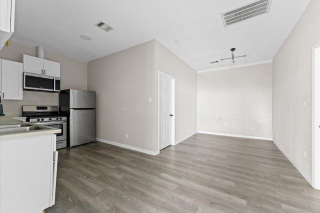 213 Super Street, Houston, TX 77011