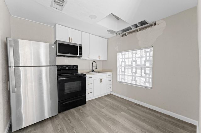 213 Super Street, Houston, TX 77011