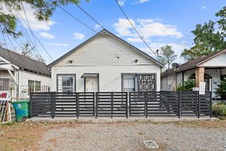 213 Super Street, Houston, TX 77011