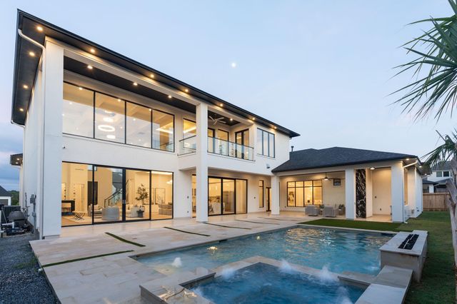 23111 Vista De Tres Lagos Drive, Spring, TX 77389