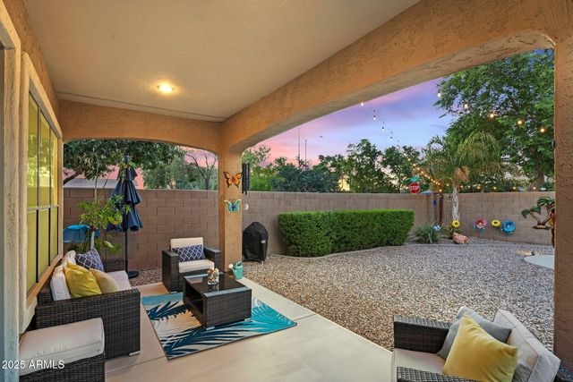 10226 E LAKEVIEW Avenue, Mesa, AZ 85209