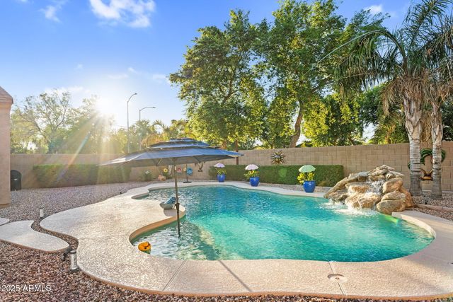 10226 E LAKEVIEW Avenue, Mesa, AZ 85209