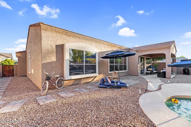 10226 E LAKEVIEW Avenue, Mesa, AZ 85209