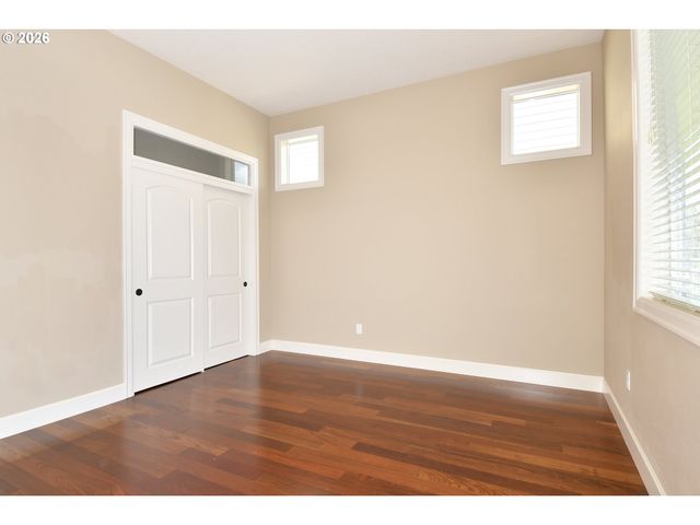 15325 Nw DOMINION Dr, Portland, OR 97229