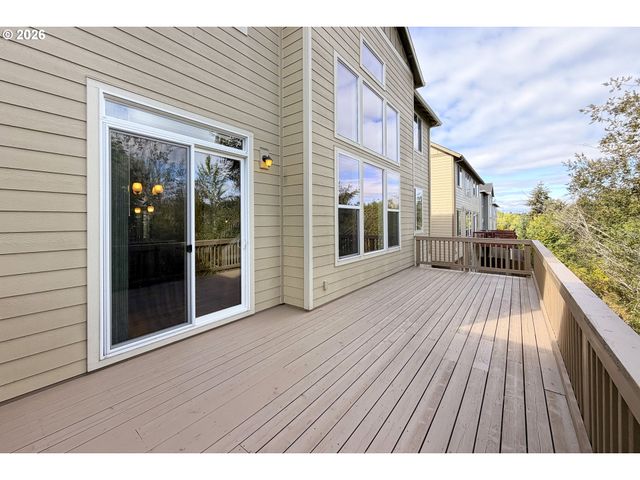 15325 Nw DOMINION Dr, Portland, OR 97229