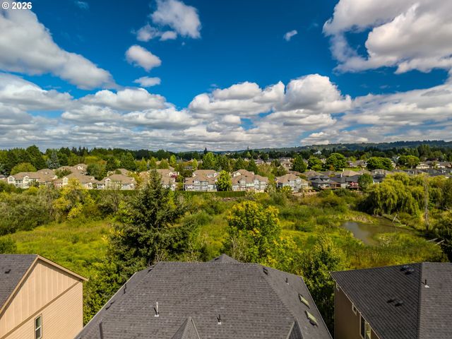 15325 Nw DOMINION Dr, Portland, OR 97229
