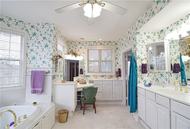 14559 Zimmerman Lane, Rogers, AR 72756