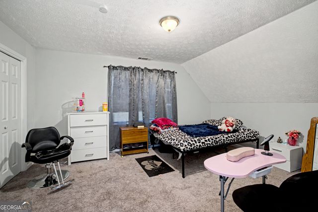 140 N Oakland Circle, Mcdonough, GA 30253