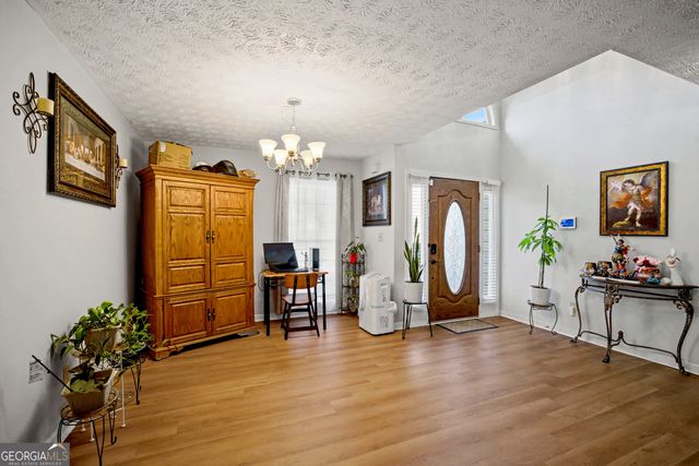 140 N Oakland Circle, Mcdonough, GA 30253