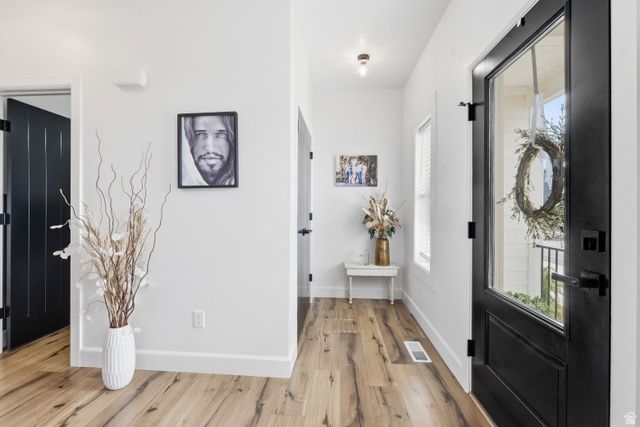 724 W 50 N, Hyrum, UT 84319