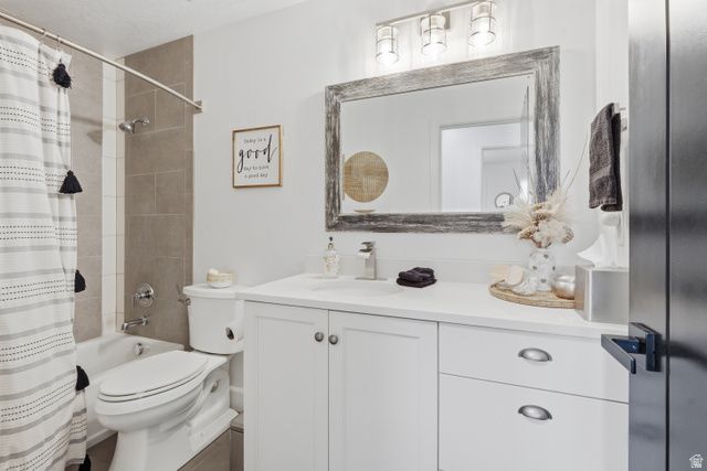 724 W 50 N, Hyrum, UT 84319