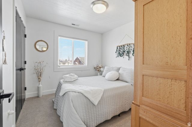 724 W 50 N, Hyrum, UT 84319