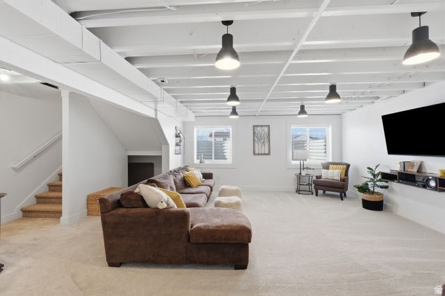 724 W 50 N, Hyrum, UT 84319