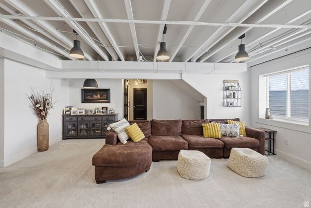 724 W 50 N, Hyrum, UT 84319