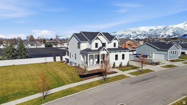 724 W 50 N, Hyrum, UT 84319