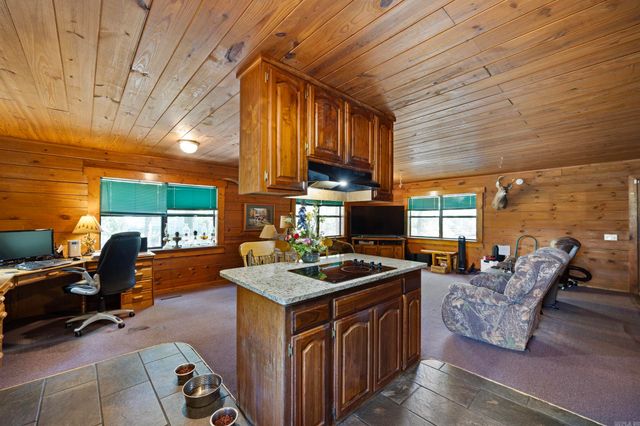425 Hartwick Ln Lane, Atkins, AR 72823