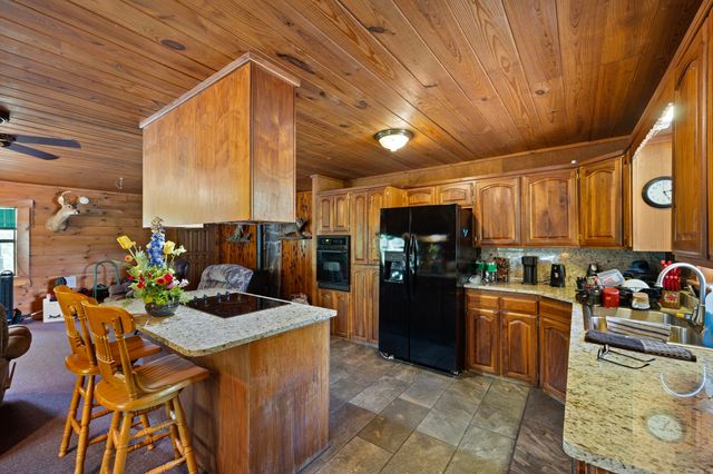 425 Hartwick Ln Lane, Atkins, AR 72823