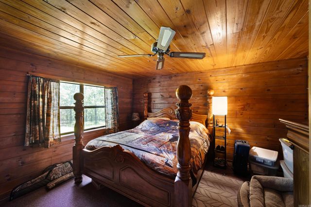 425 Hartwick Ln Lane, Atkins, AR 72823