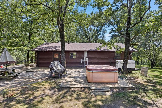 425 Hartwick Ln Lane, Atkins, AR 72823