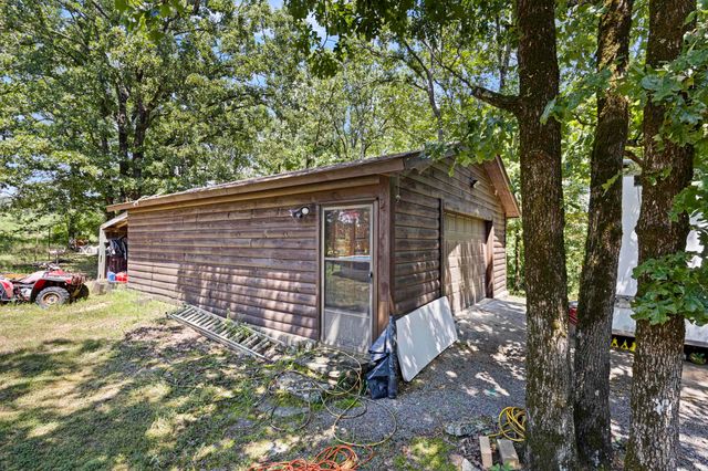 425 Hartwick Ln Lane, Atkins, AR 72823
