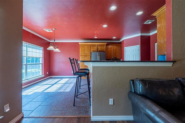 12920 Hedy Avenue, Newalla, OK 74857