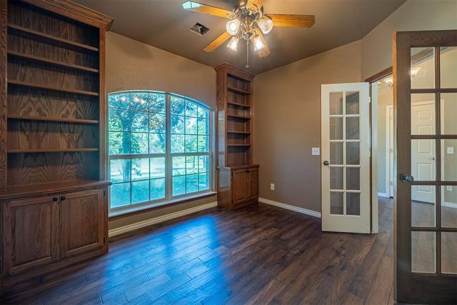 12920 Hedy Avenue, Newalla, OK 74857