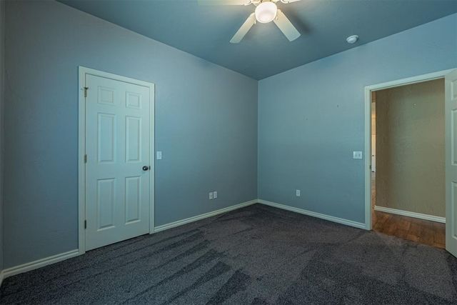 12920 Hedy Avenue, Newalla, OK 74857