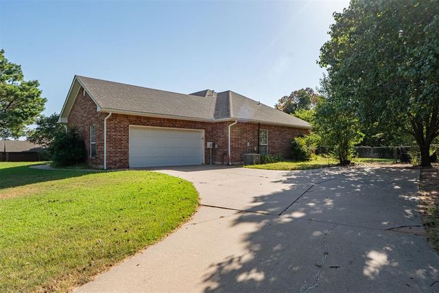 12920 Hedy Avenue, Newalla, OK 74857