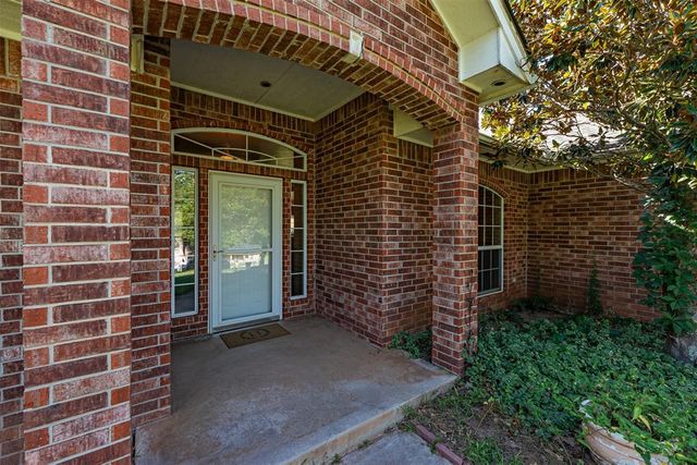 12920 Hedy Avenue, Newalla, OK 74857
