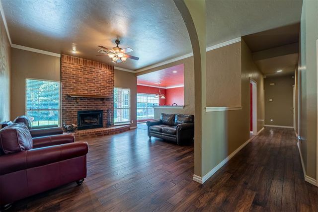 12920 Hedy Avenue, Newalla, OK 74857