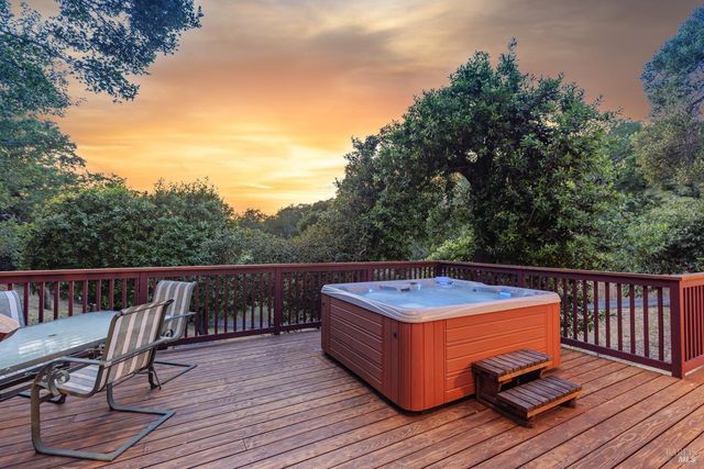 175 Grandview Ave, Novato, CA 94945