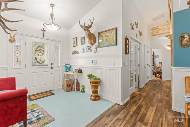 2885 N. Rough Stone Way, Meridian, ID 83646