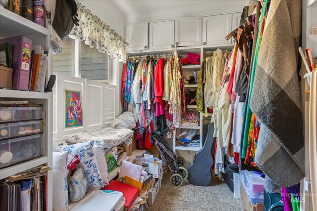 2885 N. Rough Stone Way, Meridian, ID 83646