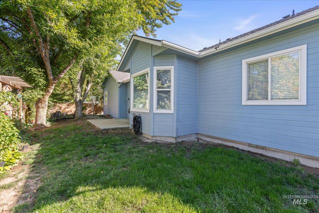 2885 N. Rough Stone Way, Meridian, ID 83646