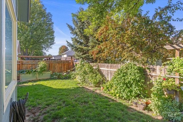 2885 N. Rough Stone Way, Meridian, ID 83646