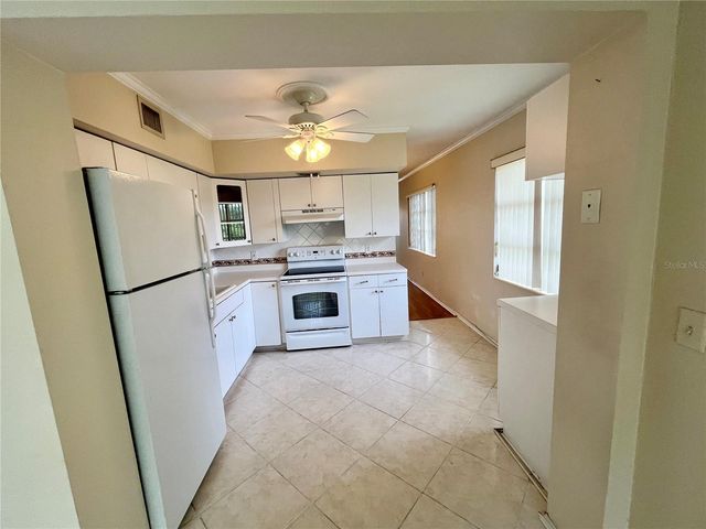 2042 AUSTRALIA WAY W 58, Clearwater, FL 33763