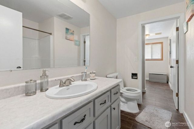 618 NW 4th Place, Battle Ground, WA 98604